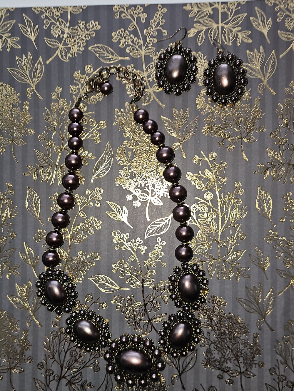 Elegant Black Pearl Statement Necklace and Earrings Set